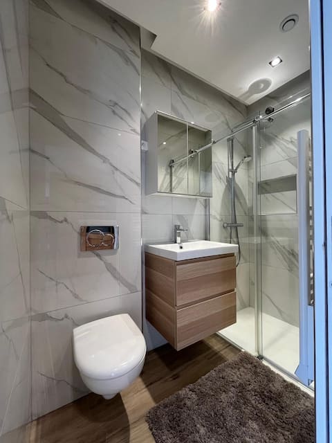 Charming 2-room near Disney