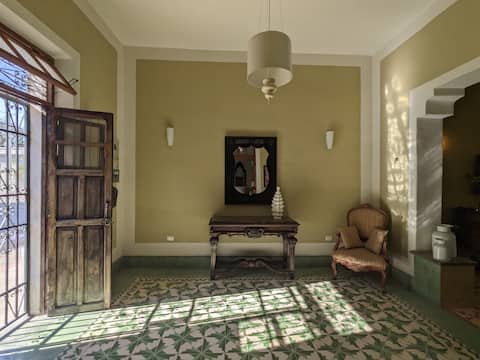 Popular Airbnb listing: Casa Estrella: Your Merida Oasis in Yucatán