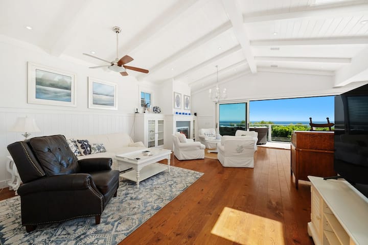 Bluff House-gated W/ocean View Deck & Beach Access - Malibu
