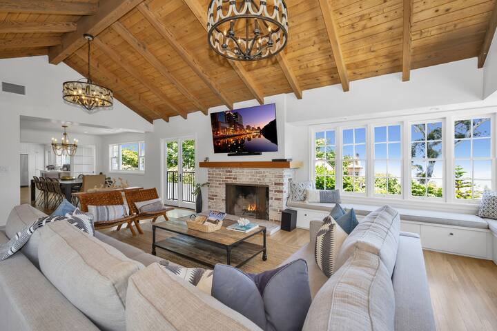 Luxury Ocean View Retreat gallery image 4