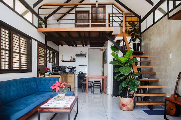 Casa Rowena — A Filipino-type Cabin - Tagaytay