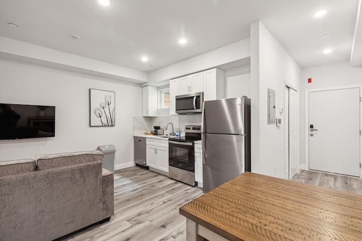 Sal | 1br/1ba Comfy Suite At Convention Center - 3 - Philadelphia, PA