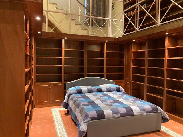 The library & the terrace room gallery image 4