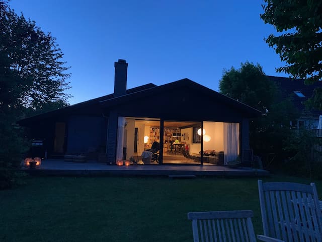 Villa-Oasis close to downtown