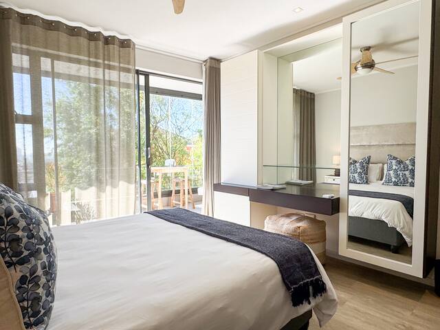 Calm 2 bed/bath oasis + inverter gallery image 3