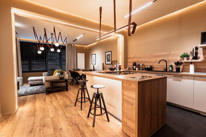 Golden Dove Luxury Apartment 4 gallery image 4