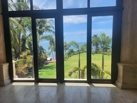 LUX Beachfront Villa+Jacuzzi+Natural Pool+Yoga 3R