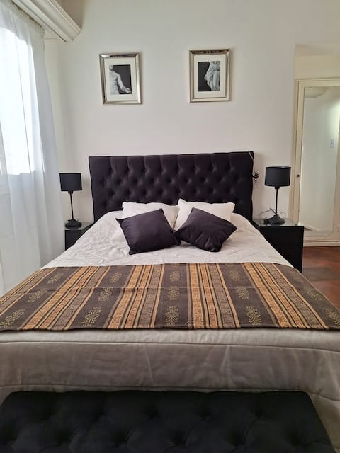 Airbnb con mejor rendimiento: Apartment in Downtown Buenos Aires en San Nicolás