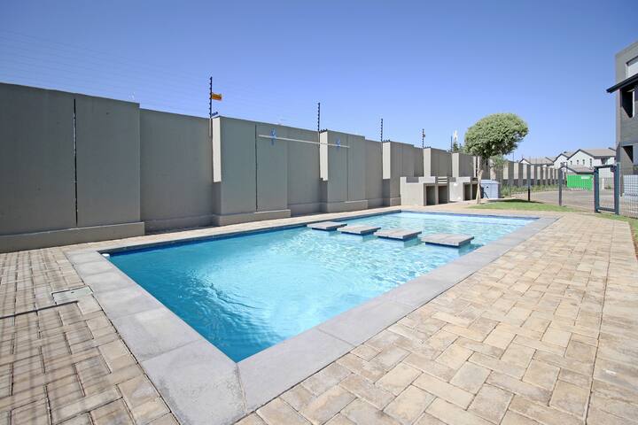 The Henlee Apartments managed Airbnb listing 2
