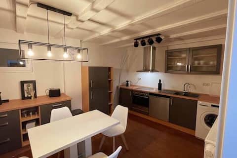 Leistungsstarkes Airbnb: Oasis in the green backyard F in Laar
