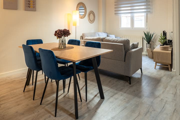 Loira Moliner: 3 Habitaciones De Confort Y Estilo - Zaragoza, España