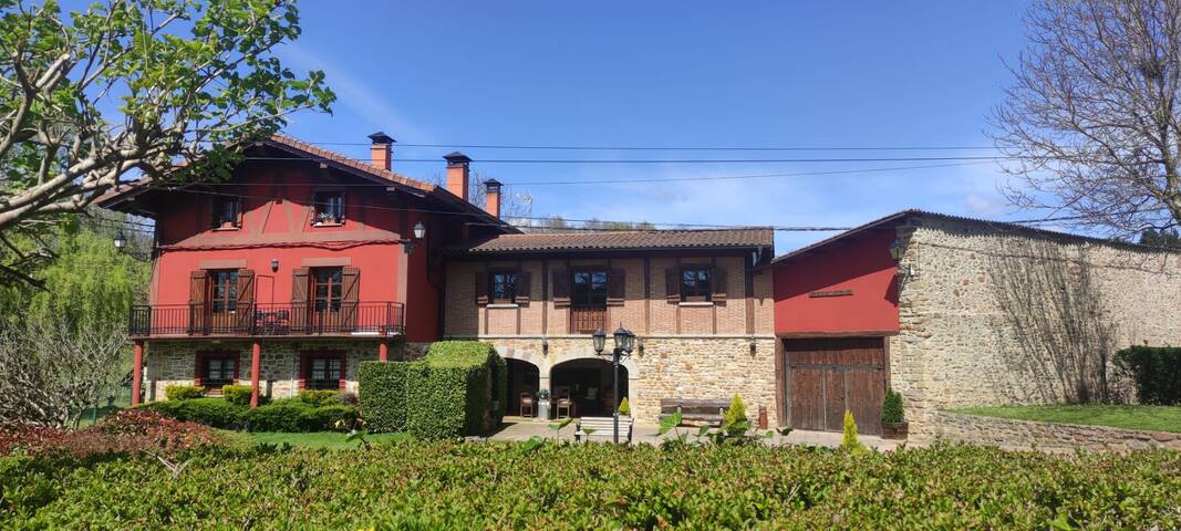 Gaztañeta baserria gallery image 2