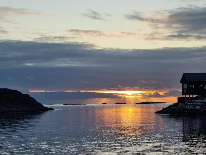 Exclusive Waterfront Cabin By The Beach In Lofoten - Noorwegen