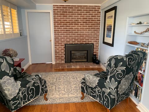 Successful Airbnb property: The Driftwood Suite in Campbell River