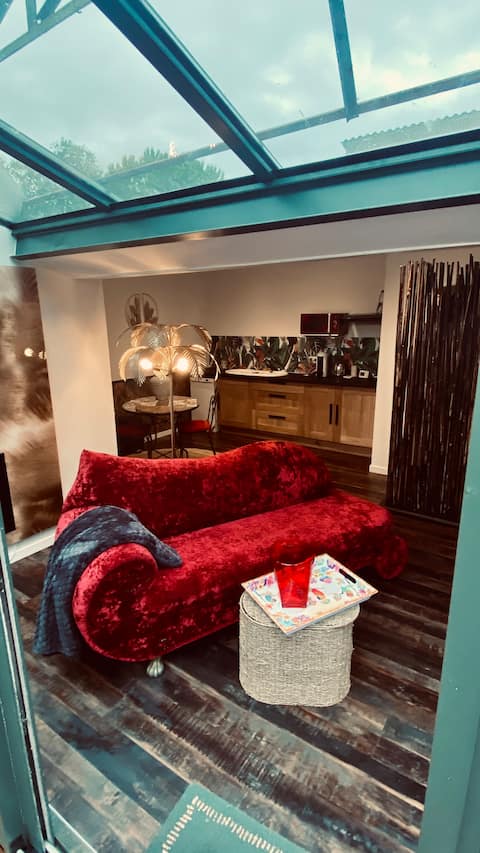 Romantic 5* Love Room with SPA and pool