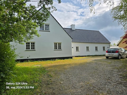 Cozy country house 200m2 in near of Hillerød