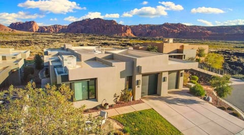 Luxury Home with Red Rock Views