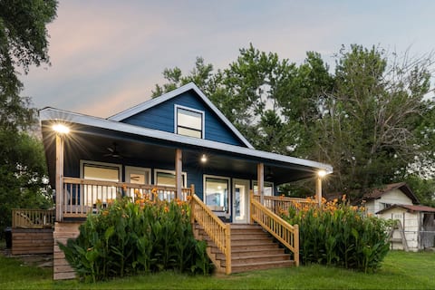 Lakefront- Great for Big Families- w/Kayaks & SUPs