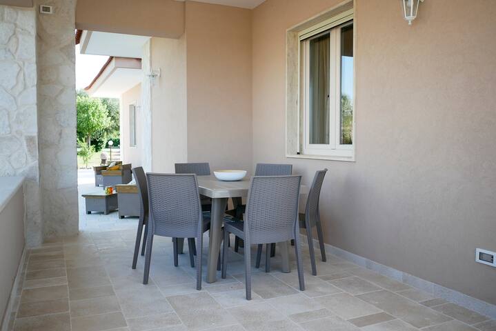 Villa Elenik gallery image 2