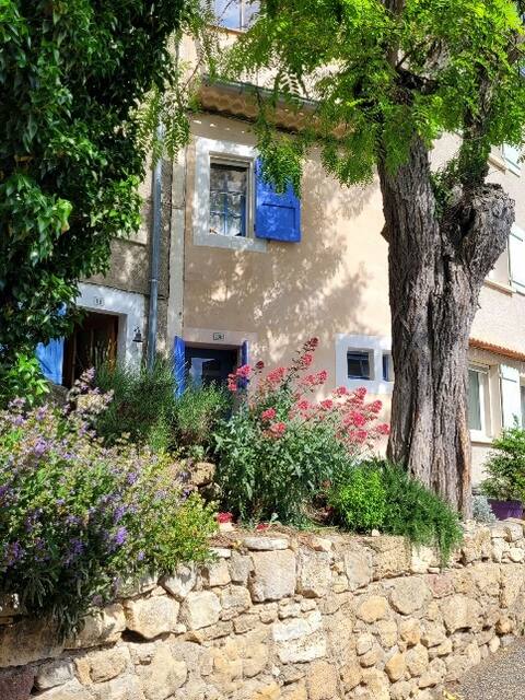 Nice quiet village house, all seasons