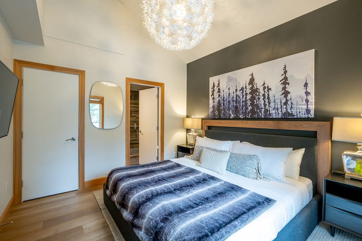 Alta Lake Chalet - spálňa 9 (master)