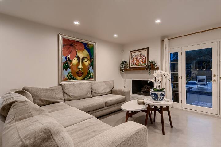 Austin Oasis wt Pool+Outdoor Hangout Space gallery image 5