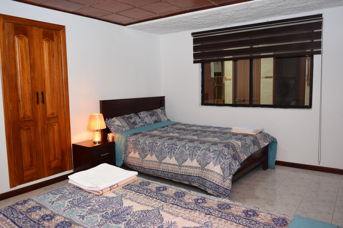 غرفة النوم 1