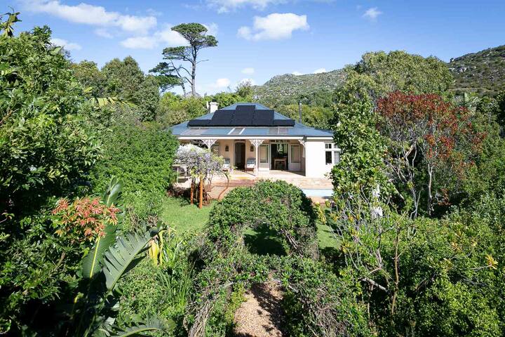 Kloof House – with solar backup power gallery image 3