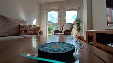Popular Airbnb listing: Marbore Boltaña's little apartment in Aragón