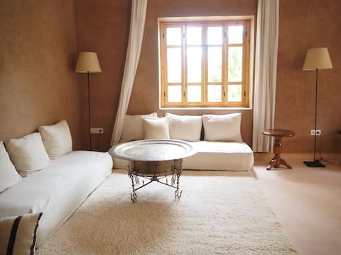 Top Airbnb: Charming house with pool at the foot of the Atlas Mountains in Al Haouz Province