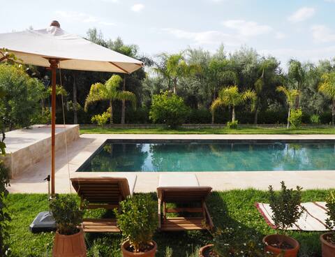 Charming house with pool at the foot of the Atlas Mountains