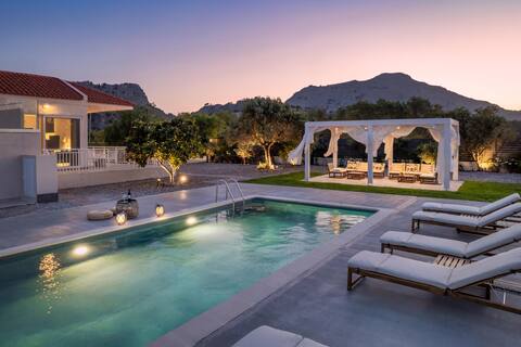 Eternity Villa Kolympia