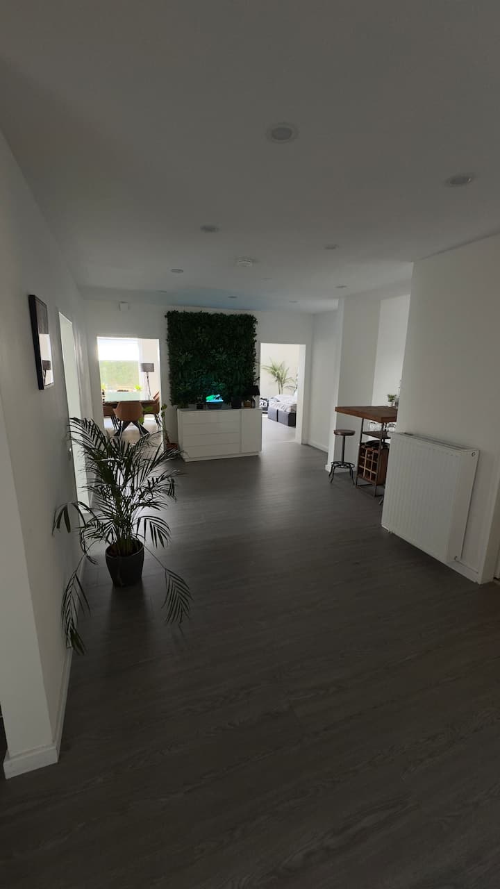 Große Wohnung 1-8 Schlafplätze - Wardenburg