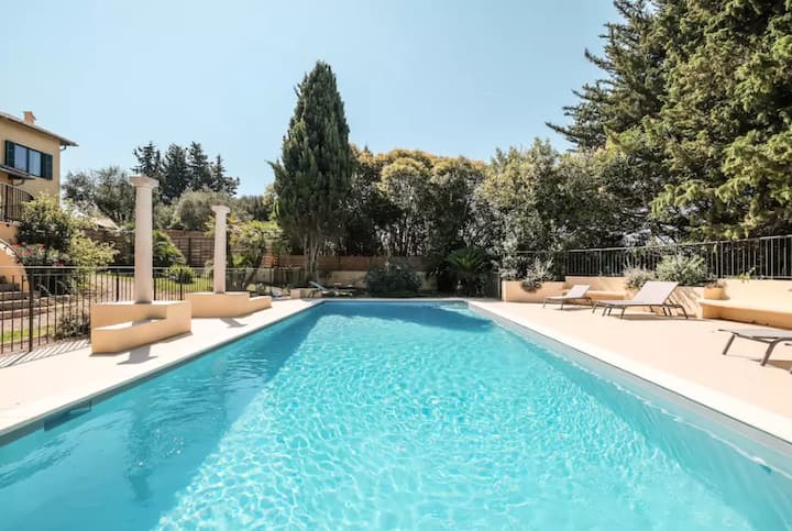 Beau 3 Pièces Jardin Et Piscine - Mougins