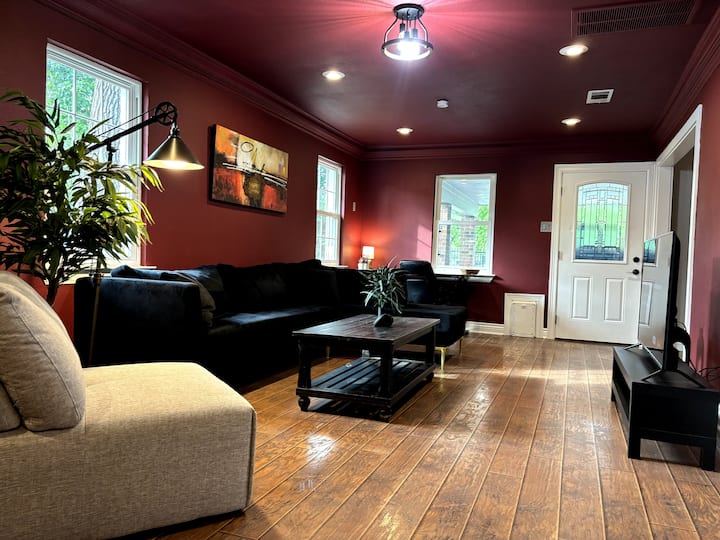Pool +Game Room | Luxury Oasis Retreat | Sleeps 20 - Grand Texas, New Caney