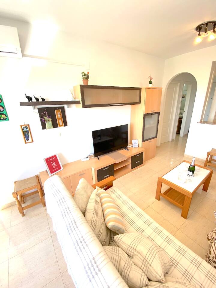 #4b 1 Bed / 1 Bath / 3rd Floor Apt / Wi-fi / A/c - Cabo Roig