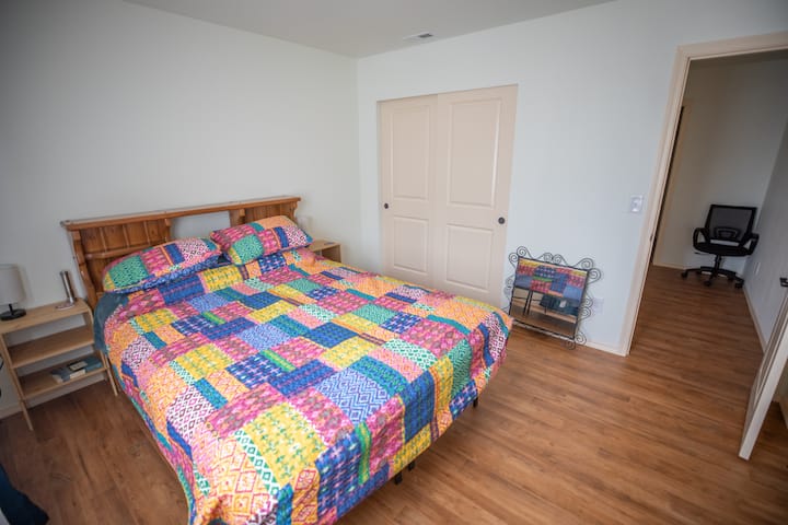 საძინებელი 2