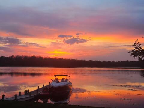 Rideau River Getaway
