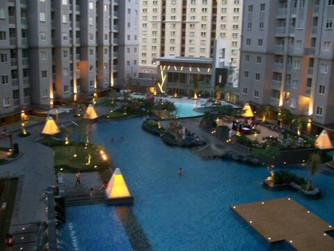 Royal Mediterania Central Park Mall Neo Soho Mall