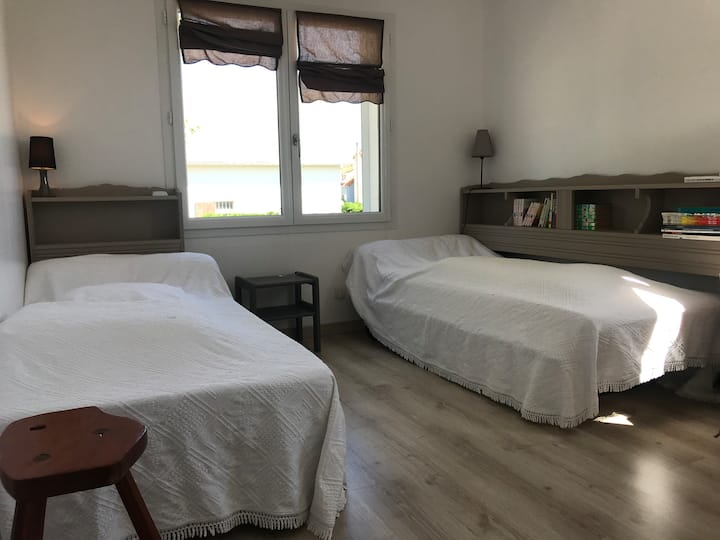 საძინებელი 1