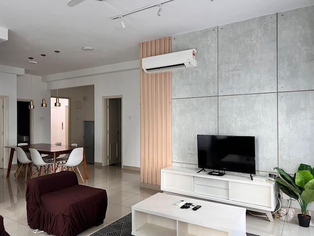 SIgnature In Arte managed Airbnb listing 2