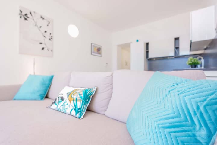 Mareluna Seafront Apartment - Carloforte