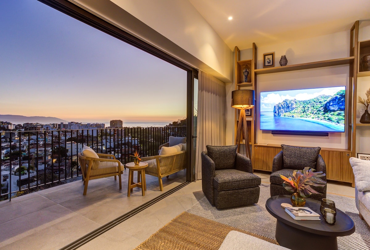 Top Airbnb: Luxury Penthouse 3 Bed Condo with Views, Pools. en Jalisco