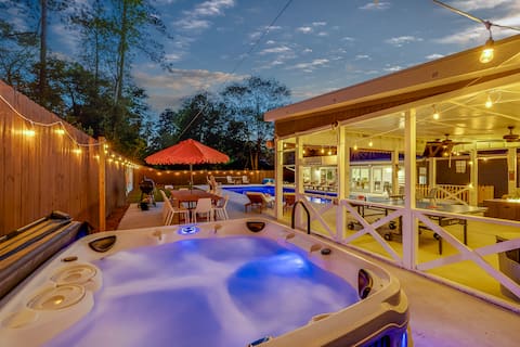 Savannah & Tybee | Pool & Games