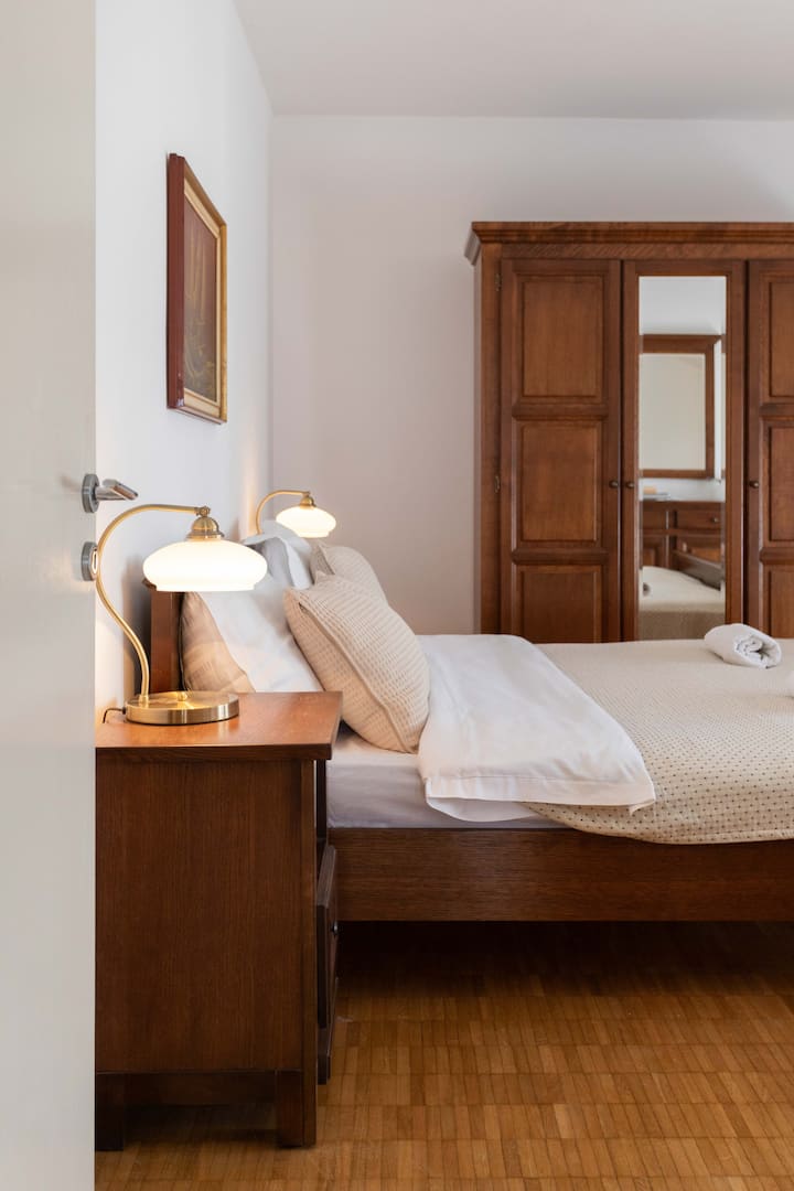 غرفة النوم 2