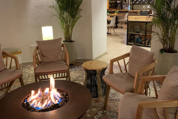 Entrenubes Village - La Calera