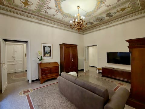 Top Airbnb: Historic Residence of Senator Rolandi Ricci in Albenga