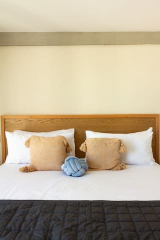 Lomah managed Airbnb listing 3