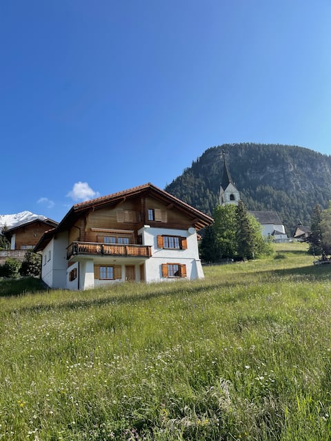 Cozy chalet for families