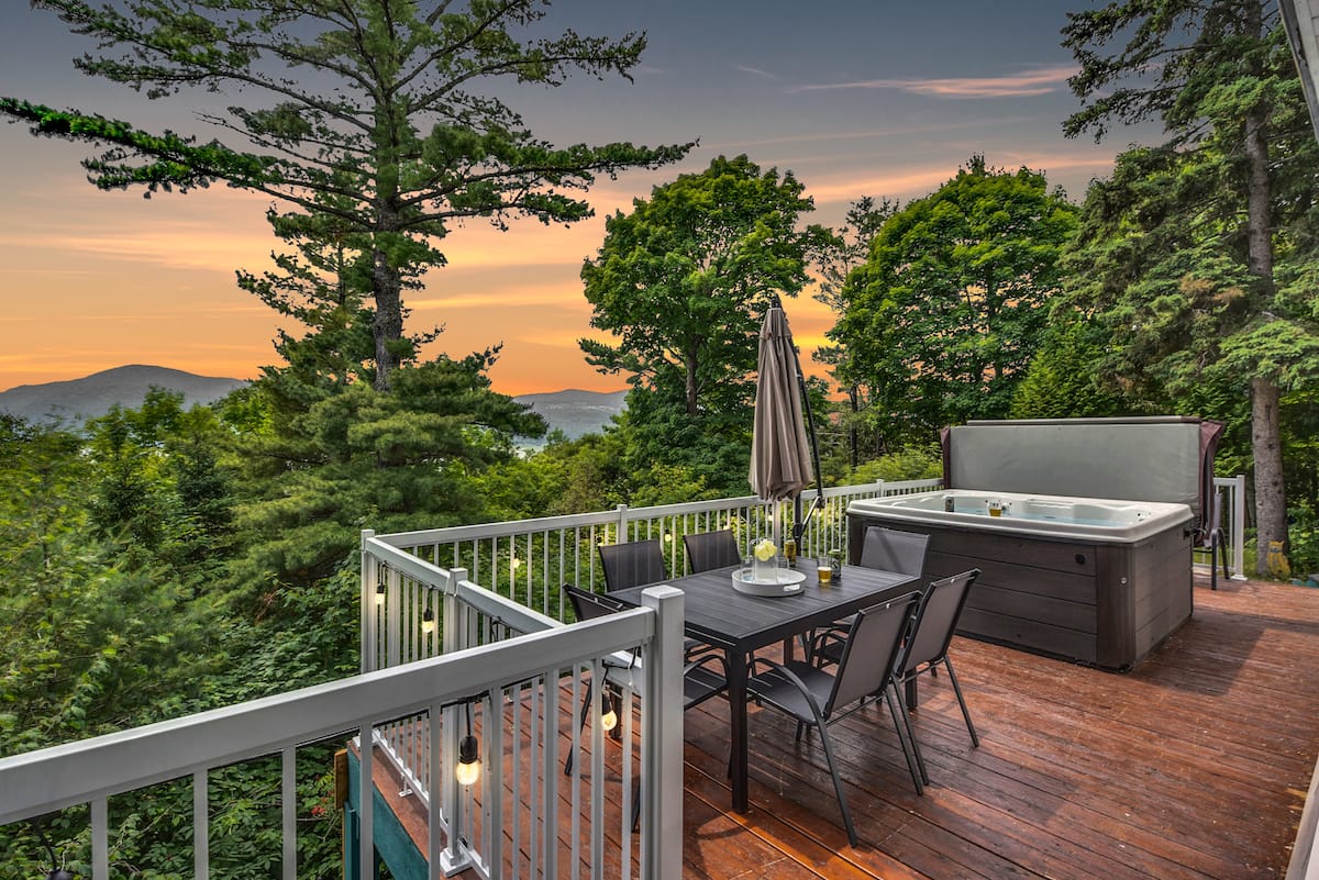Chalet avec spa et vue sur le fleuve, Baie-Saint-Paul